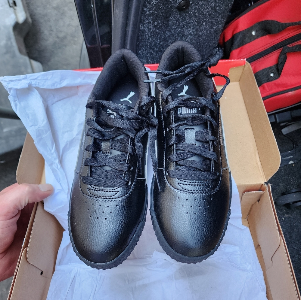 Women's Pumas